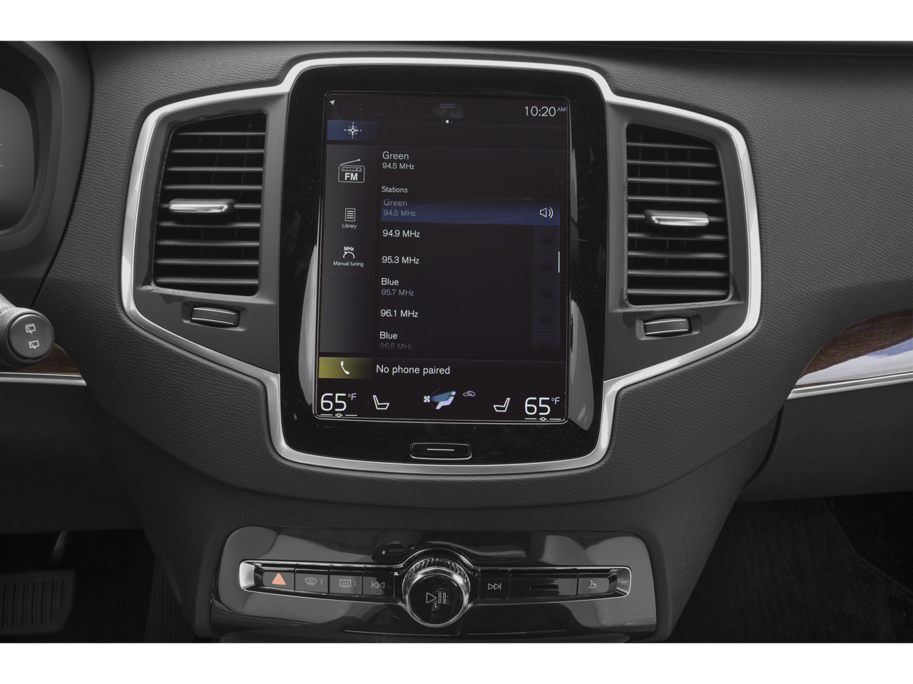 2019 Volvo XC90 MOMENTUM
