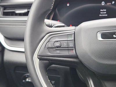 2024 Jeep Grand Cherokee Laredo A