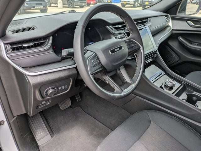 2024 Jeep Grand Cherokee Laredo A