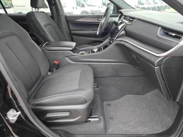 2025 Jeep Grand Cherokee L Laredo X