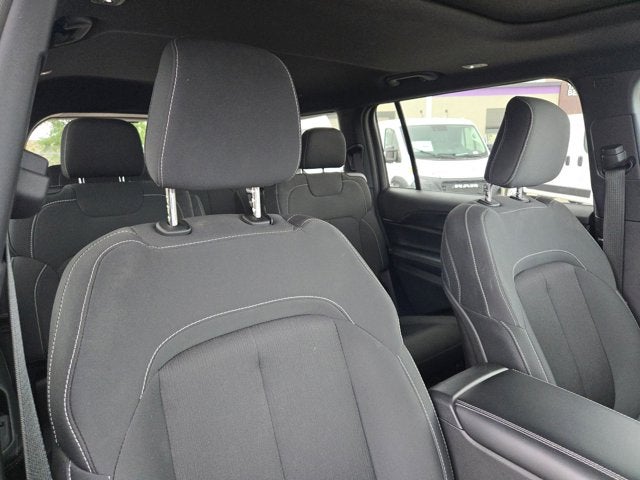 2025 Jeep Grand Cherokee L Laredo X