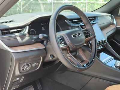 2025 Jeep Grand Cherokee L Summit