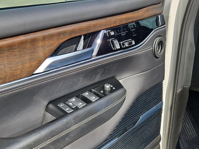 2022 Jeep Grand Wagoneer Series I