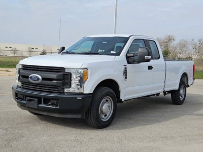2017 Ford Super Duty F-250 SRW XL