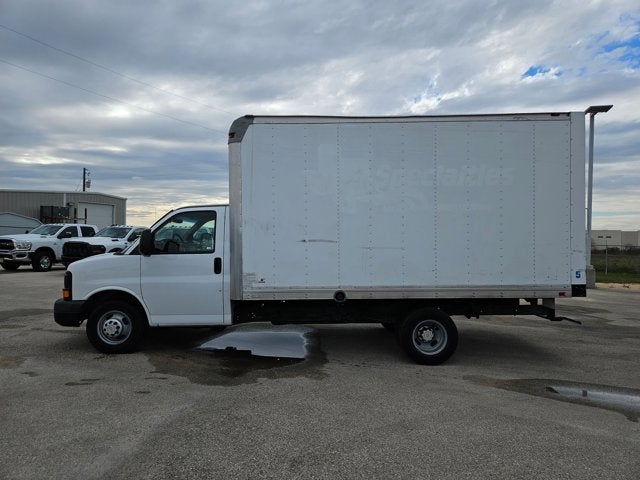 2015 Chevrolet Express Commercial Cutaway 3500 Van 159"