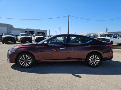 2025 Nissan Altima SV