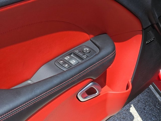 2016 Dodge Challenger 392 Hemi Scat Pack Shaker
