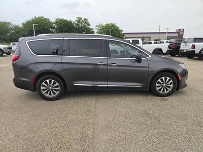 2020 Chrysler Pacifica Touring L Plus
