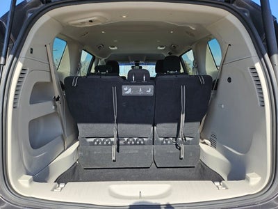 2020 Chrysler Pacifica Touring