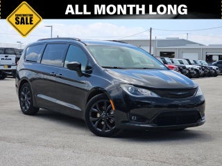 2018 Chrysler Pacifica Touring Plus