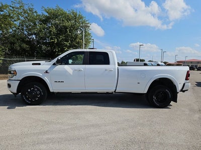 2022 RAM 3500 Laramie