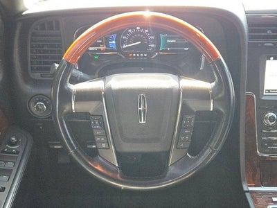 2016 Lincoln Navigator Select