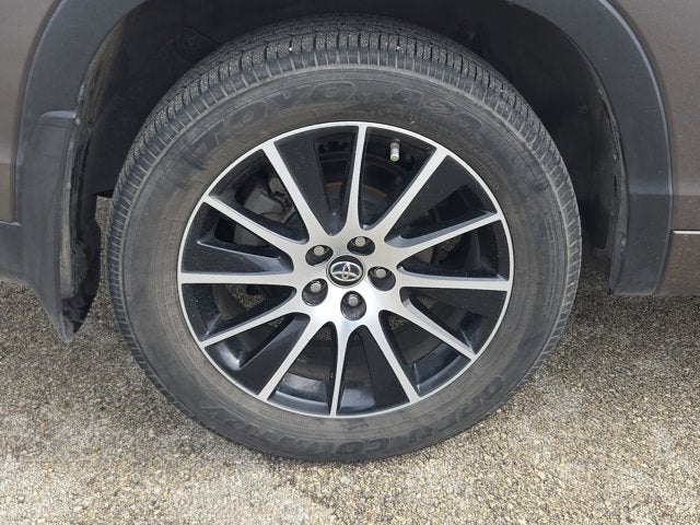 2018 Toyota Highlander SE