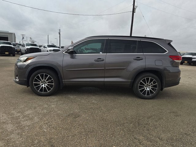 2018 Toyota Highlander SE