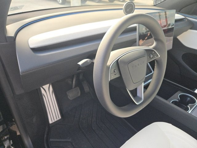 2026 Tesla Model Y RWD