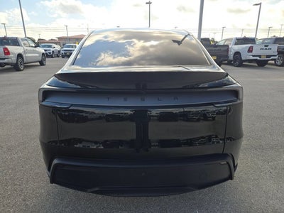 2026 Tesla Model Y RWD