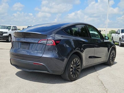 2024 Tesla Model Y Long Range