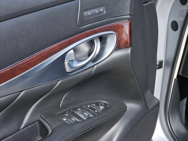 2018 INFINITI Q70 3.7 LUXE