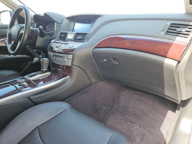 2018 INFINITI Q70 3.7 LUXE