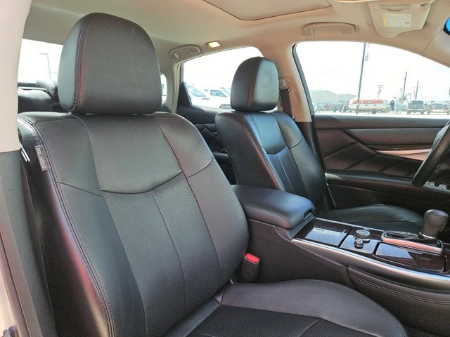 2018 INFINITI Q70 3.7 LUXE