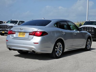 2018 INFINITI Q70 3.7 LUXE