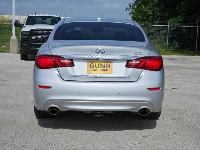 2018 INFINITI Q70 3.7 LUXE