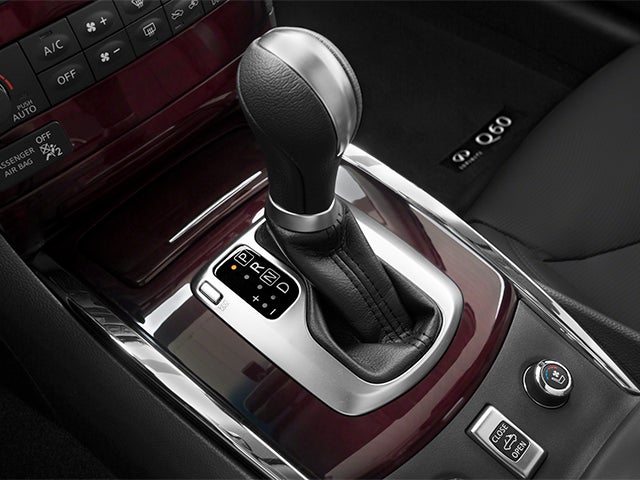 2014 INFINITI Q60 Convertible 2dr