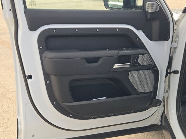 2024 Land Rover Defender X-Dynamic SE