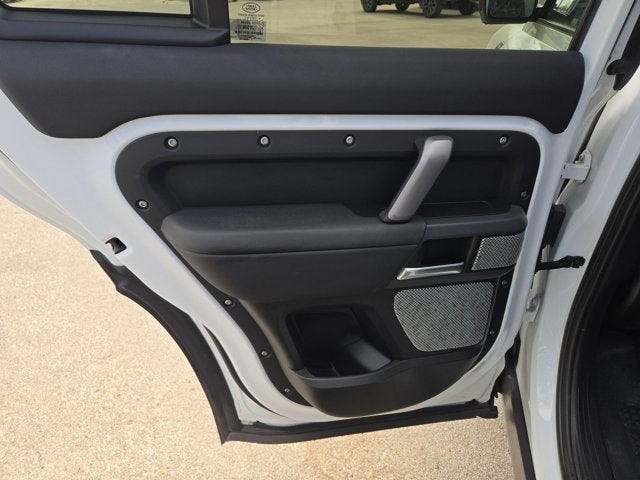 2024 Land Rover Defender X-Dynamic SE