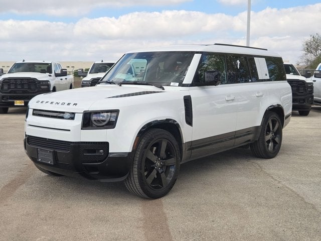 2024 Land Rover Defender X-Dynamic SE