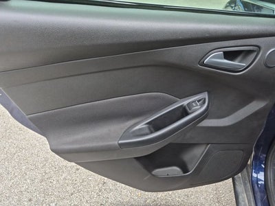 2016 Ford Focus 5dr HB Titanium