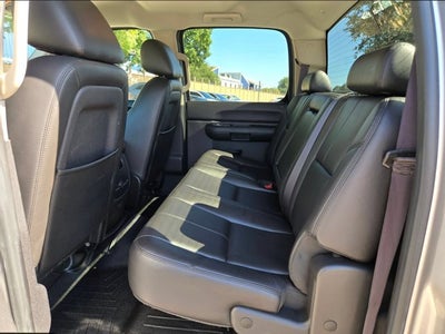 2010 Chevrolet Silverado 3500HD 4WD Crew Cab 167" SRW LT