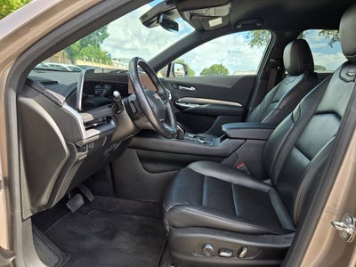 2024 Cadillac XT4 FWD 4dr Premium Luxury