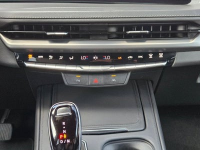 2024 Cadillac XT4 FWD 4dr Premium Luxury