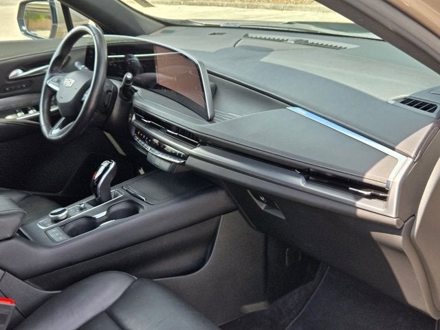 2024 Cadillac XT4 FWD 4dr Premium Luxury