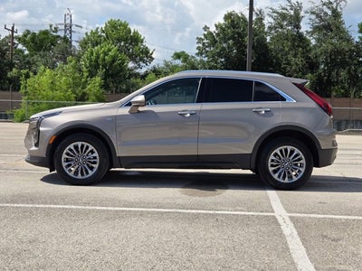 2024 Cadillac XT4 FWD 4dr Premium Luxury