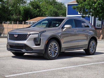 2024 Cadillac XT4 FWD 4dr Premium Luxury