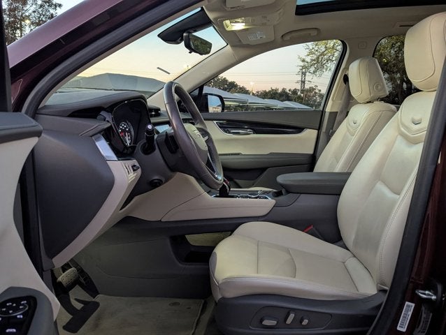 2022 Cadillac XT6 Premium Luxury