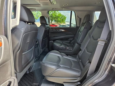 2018 Cadillac Escalade Luxury