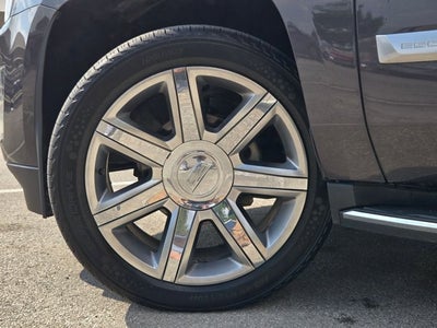 2018 Cadillac Escalade Luxury