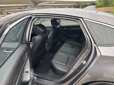 2019 Honda Accord Sedan Touring 2.0T Auto
