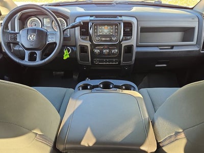 2016 RAM 2500 4WD Crew Cab 149" Tradesman