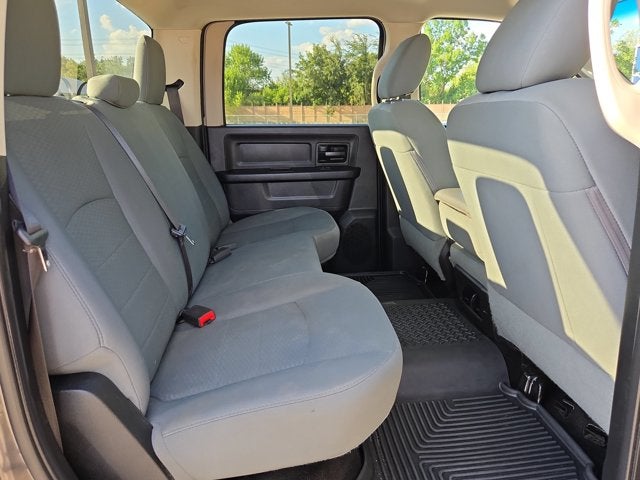2016 RAM 2500 4WD Crew Cab 149" Tradesman