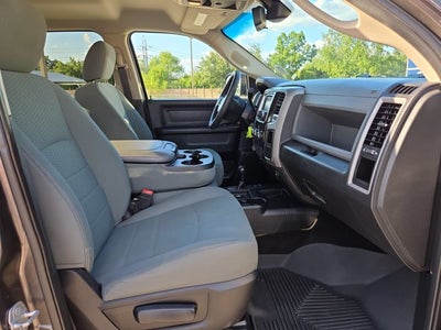 2016 RAM 2500 4WD Crew Cab 149" Tradesman