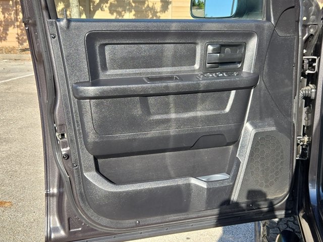 2016 RAM 2500 4WD Crew Cab 149" Tradesman