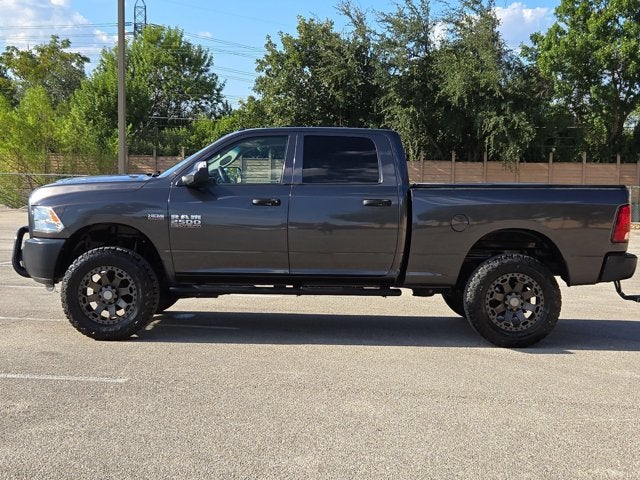 2016 RAM 2500 4WD Crew Cab 149" Tradesman