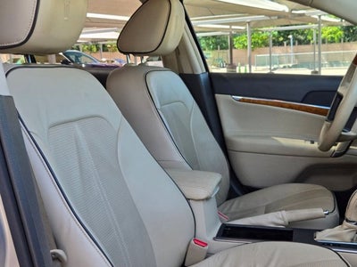 2010 Lincoln MKZ 4dr Sdn FWD