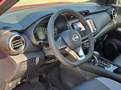 2024 Nissan Kicks SR FWD