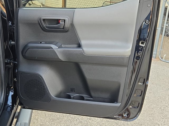 2023 Toyota Tacoma 4WD SR Double Cab 5' Bed V6 AT