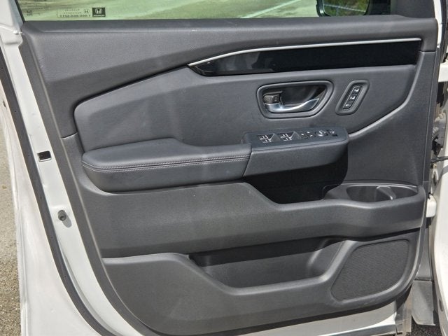 2025 Honda Pilot Base